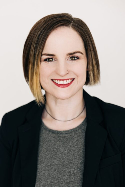 Headshot_KendraLewellyn-683×1024 Headshot_KendraLewellyn-683x1024